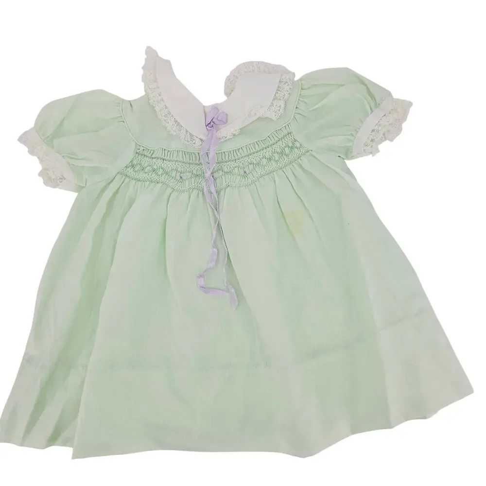 Vintage Polly Flinders Green Hand Smocked Dress Lace Trim NB 0-3 mo cottage 4036